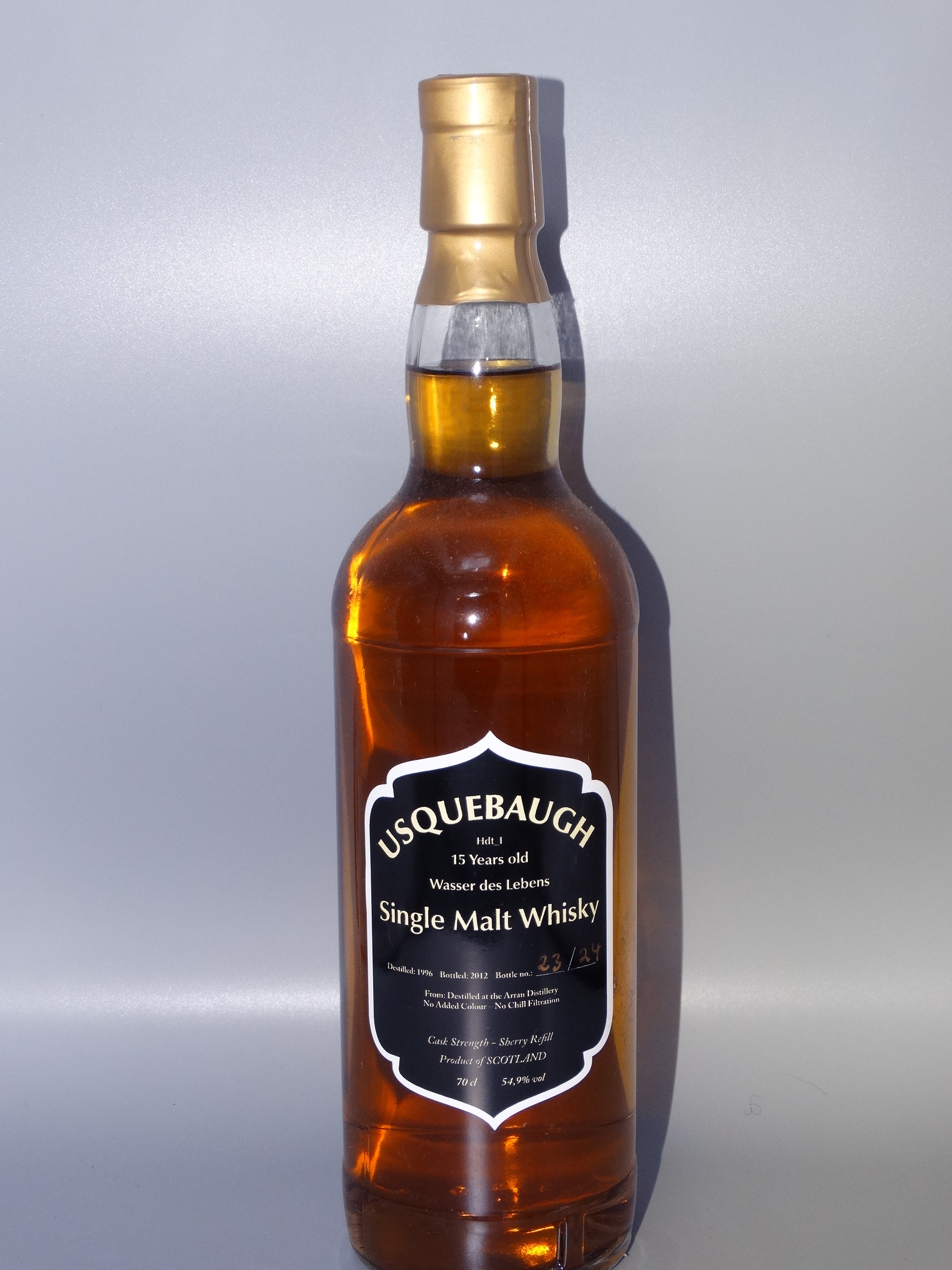 Usquebaugh 15 Years (54,9% vol) 700 ml Flasche plus 1 Nosing Glas gratis